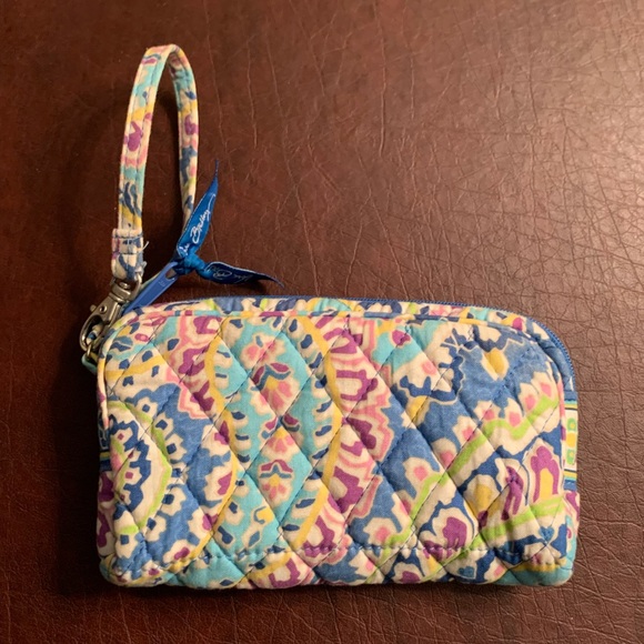 Vera Bradley Wristlet - Picture 5 of 8